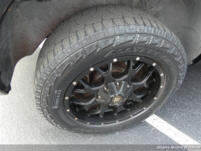 2009 Dodge Ram 1500 SLT   - Photo 17 - Naples, FL 34104