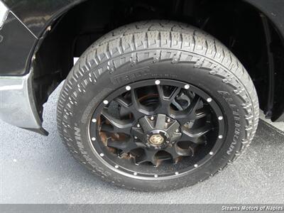 2009 Dodge Ram 1500 SLT   - Photo 19 - Naples, FL 34104