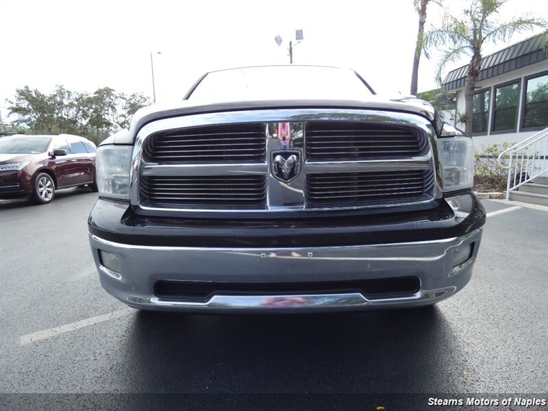 2009 Dodge Ram SLT photo 3