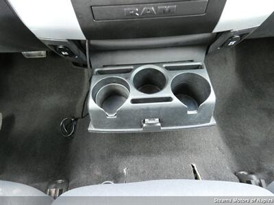 2009 Dodge Ram 1500 SLT   - Photo 31 - Naples, FL 34104