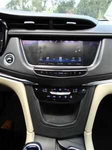 2017 Cadillac XT5 Luxury   - Photo 30 - Naples, FL 34104