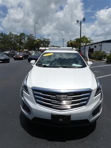 2017 Cadillac XT5 Luxury   - Photo 5 - Naples, FL 34104