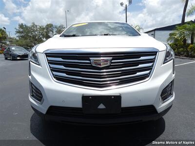 2017 Cadillac XT5 Luxury   - Photo 4 - Naples, FL 34104