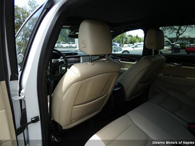 2017 Cadillac XT5 Luxury   - Photo 43 - Naples, FL 34104