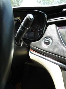 2017 Cadillac XT5 Luxury   - Photo 26 - Naples, FL 34104
