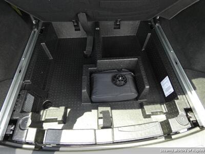2017 Cadillac XT5 Luxury   - Photo 15 - Naples, FL 34104