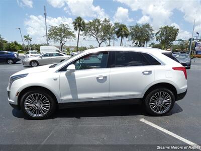 2017 Cadillac XT5 Luxury   - Photo 10 - Naples, FL 34104
