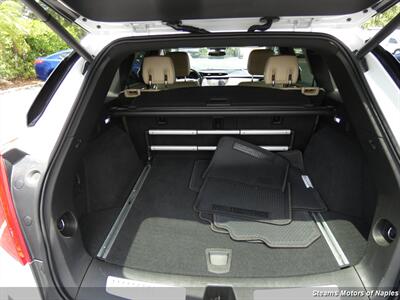 2017 Cadillac XT5 Luxury   - Photo 14 - Naples, FL 34104