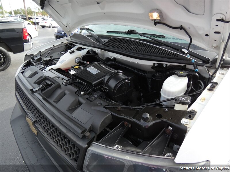 2020 Chevrolet Express 2500 Cargo photo 4
