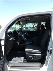 2020 Toyota 4Runner SR5 - Photo 39 - Naples, FL 34104
