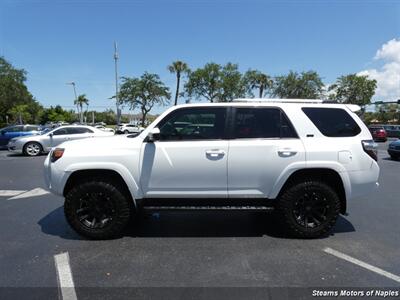 2020 Toyota 4Runner SR5 - Photo 10 - Naples, FL 34104