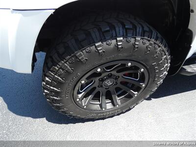2020 Toyota 4Runner SR5 - Photo 18 - Naples, FL 34104