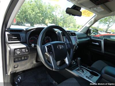 2020 Toyota 4Runner SR5 - Photo 37 - Naples, FL 34104