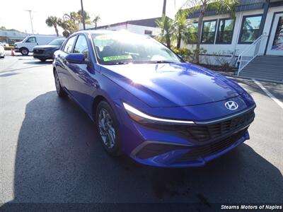 2024 Hyundai Elantra SEL Sedan