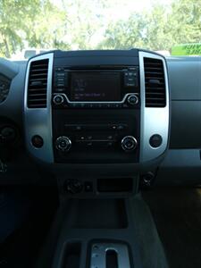 2016 Nissan Frontier SV   - Photo 29 - Naples, FL 34104