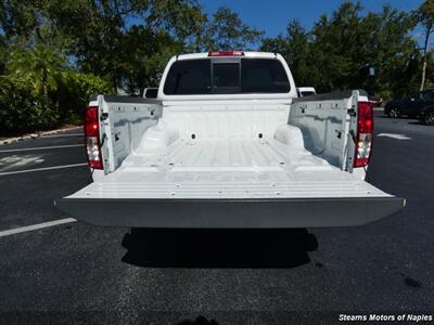 2016 Nissan Frontier SV   - Photo 14 - Naples, FL 34104