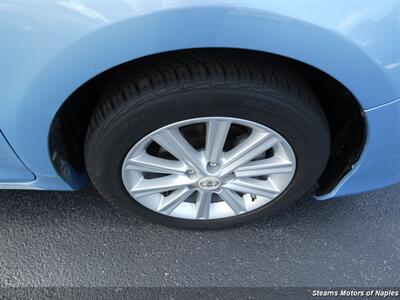 2012 Toyota Camry SE V6 - Photo 18 - Naples, FL 34104