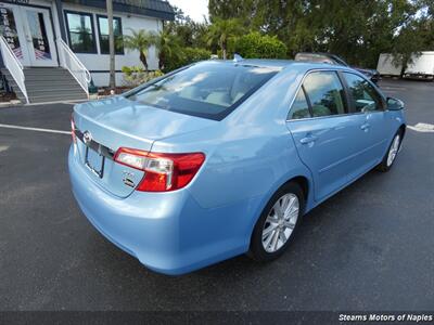 2012 Toyota Camry SE V6 - Photo 11 - Naples, FL 34104