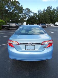 2012 Toyota Camry SE V6 - Photo 13 - Naples, FL 34104