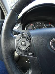 2012 Toyota Camry SE V6 - Photo 24 - Naples, FL 34104