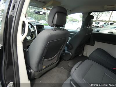 2010 Dodge Grand Caravan SE   - Photo 40 - Naples, FL 34104