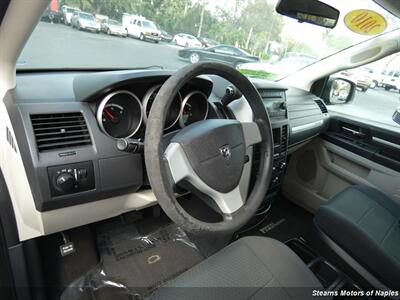 2010 Dodge Grand Caravan SE   - Photo 33 - Naples, FL 34104