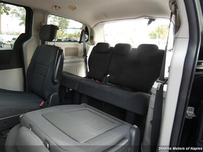 2010 Dodge Grand Caravan SE   - Photo 39 - Naples, FL 34104