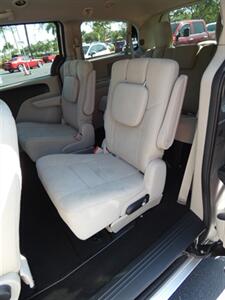 2011 Dodge Grand Caravan Mainstreet - Photo 39 - Naples, FL 34104