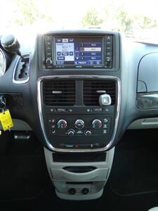 2011 Dodge Grand Caravan Mainstreet - Photo 31 - Naples, FL 34104