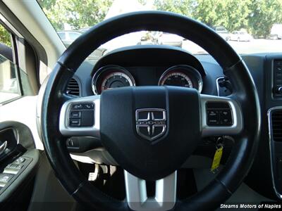 2011 Dodge Grand Caravan Mainstreet - Photo 24 - Naples, FL 34104