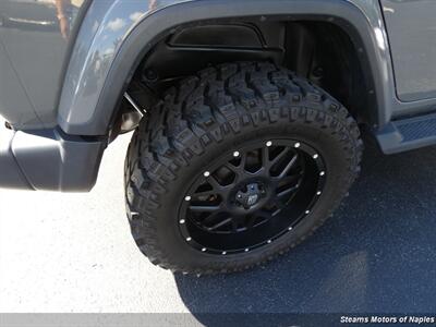 2020 Jeep Wrangler High Altitude - Photo 16 - Naples, FL 34104