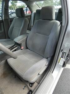 2006 Toyota Camry LE - Photo 37 - Naples, FL 34104