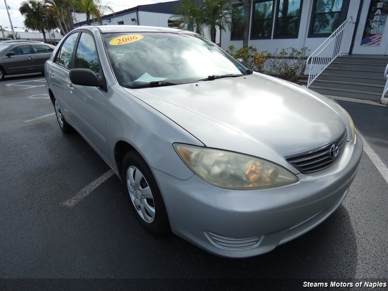 2006 Toyota Camry LE  