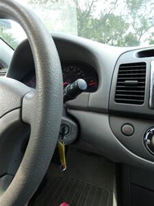 2006 Toyota Camry LE - Photo 26 - Naples, FL 34104