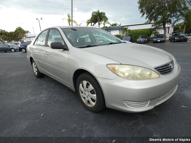 2006 Toyota Camry LE  