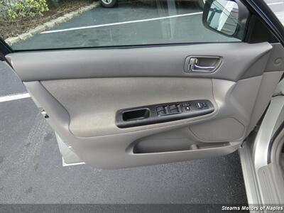 2006 Toyota Camry LE - Photo 39 - Naples, FL 34104