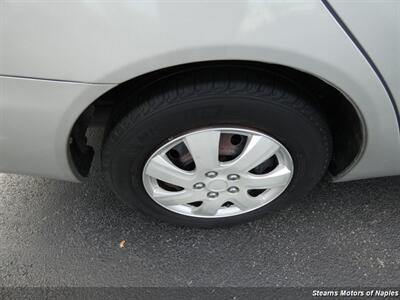 2006 Toyota Camry LE - Photo 17 - Naples, FL 34104