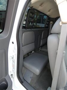 2005 Dodge Dakota Laramie   - Photo 47 - Naples, FL 34104