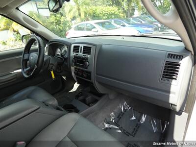 2005 Dodge Dakota Laramie   - Photo 42 - Naples, FL 34104