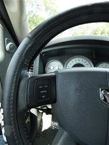 2005 Dodge Dakota Laramie   - Photo 24 - Naples, FL 34104