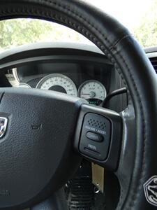 2005 Dodge Dakota Laramie   - Photo 26 - Naples, FL 34104