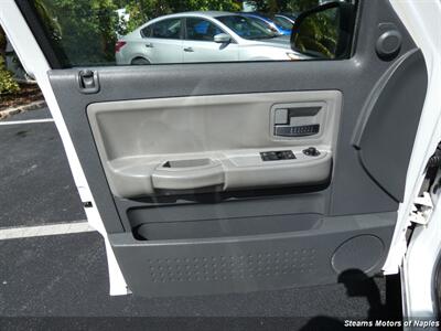 2005 Dodge Dakota Laramie   - Photo 38 - Naples, FL 34104