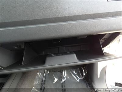 2005 Dodge Dakota Laramie   - Photo 43 - Naples, FL 34104
