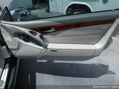 2005 Mercedes-Benz SL 500   - Photo 45 - Naples, FL 34104