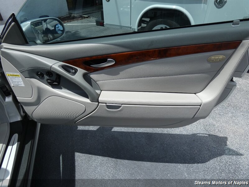 2005 Mercedes Benz SL 500 photo 30