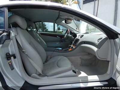 2005 Mercedes-Benz SL 500   - Photo 43 - Naples, FL 34104