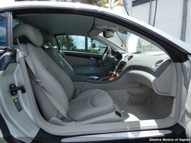 2005 Mercedes Benz SL 500 photo 29