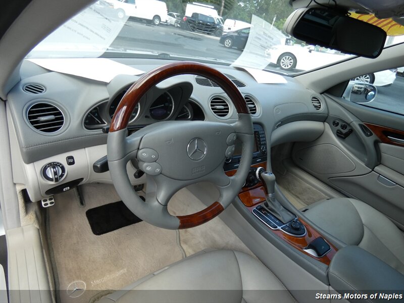 2005 Mercedes Benz SL 500 photo 24
