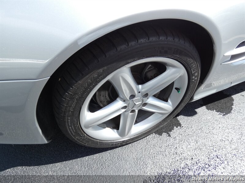 2005 Mercedes Benz SL 500 photo 12