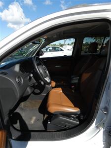 2014 Jeep Compass Limited   - Photo 38 - Naples, FL 34104